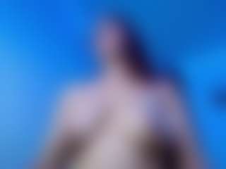 Live cam show with amber-24 - Public MILF on instabang
