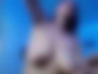 amber-24's Live Sex Cam Show