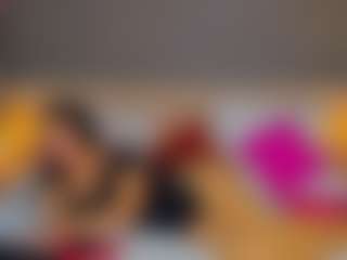Live cam show with Dayana-Bianco - Oil on Camsoda