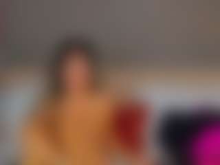 Dayana-Bianco MILF webcam performer live streaming