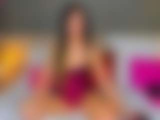 Live cam show with Dayana-Bianco - Striptease on mypornchat.com