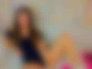 Live cam show with Dayana-Bianco - Flashing on live.xbliss.ai