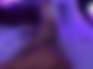 Live cam show with GraceHotDavies - Living Room on Hubzter Live