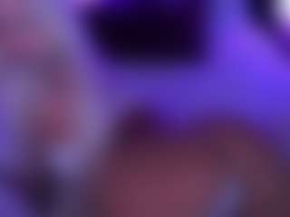 Show live cam dengan GraceHotDavies - Thong di Camsoda