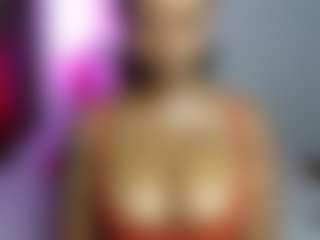 Live cam show with miss_naughty - Ebony Squirt on CamClone