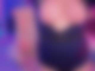 Live cam show with CoolTatiss - Tittyfuck on Hubzter Live