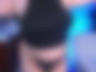 Live cam show with CoolTatiss - Tittyfuck on Camsoda