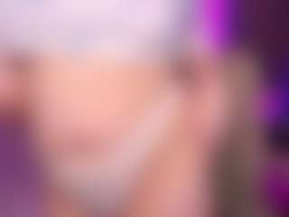 CoolTatiss's Live Sex Cam Show