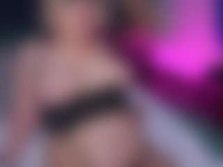 CoolTatiss's Live Sex Cam Show