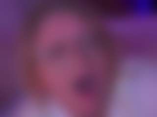 CoolTatiss's Live Sex Cam Show