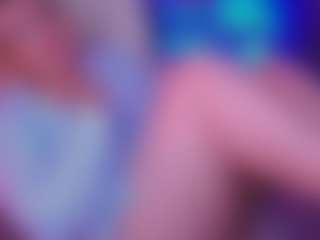 Live cam show with CoolTatiss - Tittyfuck on CamClone