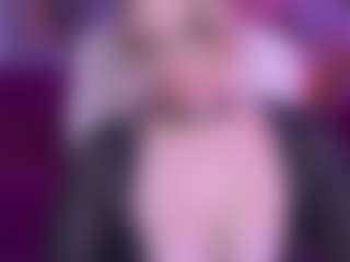 CoolTatiss's Live Sex Cam Show