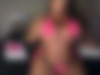 Live cam show with HunnyBunz - Thong on Dare Cams
