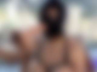 nanifet MILF webcam performer live streaming