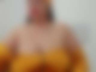 Andrea-curvy1's Live Sex Cam Show