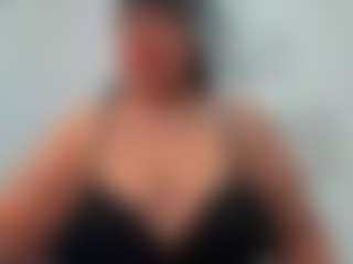 Live cam show with Andrea-curvy1 - Hairy Armpits on milfzrlive.com
