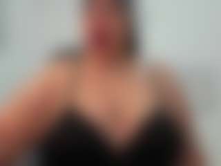 Andrea-curvy1's Live Sex Cam Show