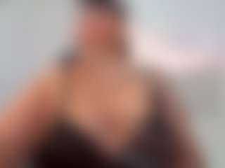 Andrea-curvy1's Live Sex Cam Show