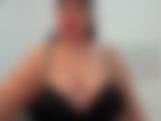 Live cam show with Andrea-curvy1 - Longhair on camwithhim.com