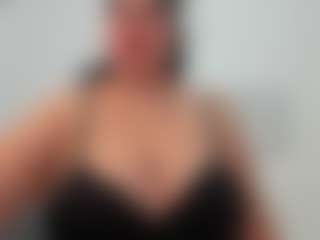 Live cam show with Andrea-curvy1 - Thick on Camiplay Live