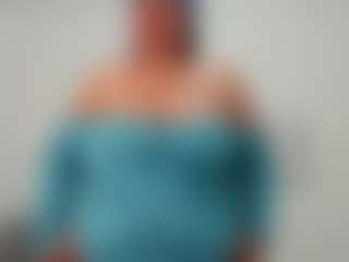 Live cam show with Andrea-curvy1 - Hairy Armpits on Chatstar
