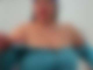Andrea-curvy1's Live Sex Cam Show