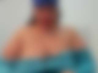 Andrea-curvy1's Live Sex Cam Show
