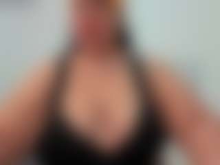 Andrea-curvy1's Live Sex Cam Show