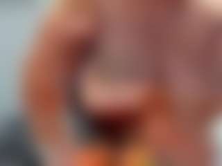 Andrea-curvy1's Live Sex Cam Show