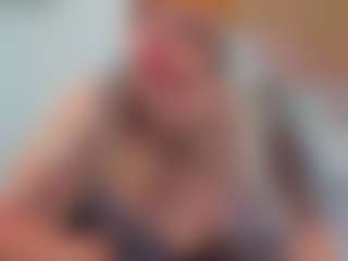 Andrea-curvy1's Live Sex Cam Show