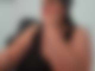 Live cam show with Andrea-curvy1 - Hairy Pussy on Free Soda