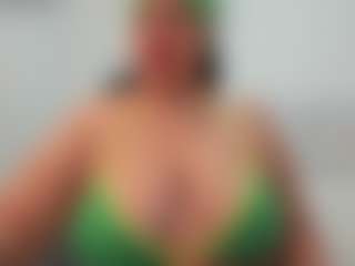 Andrea-curvy1's Live Sex Cam Show