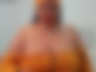 Live cam show with Andrea-curvy1 - Role Play MILF on SinfulBabes