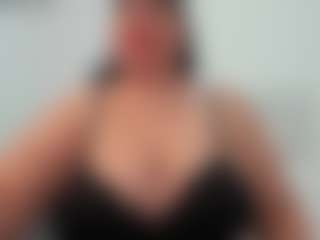 Live cam show with Andrea-curvy1 - Hairy on Milfs Live
