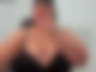 Live cam show with Andrea-curvy1 - Role Play on Fling VIP Chat
