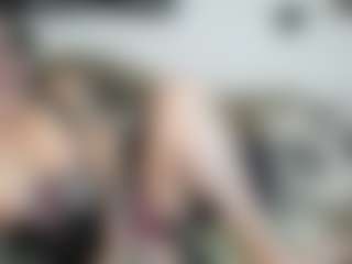 Live cam show with MissyDee - Neon Hair on hotwifechat.live