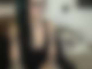 Live cam show with MissyDee - Findomme on camtv