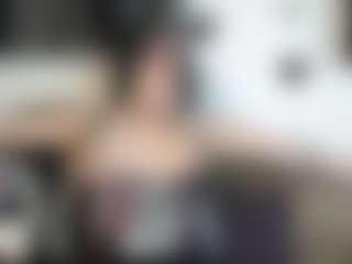 Live cam show with MissyDee - Bisexual on Dolls Live