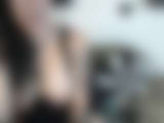 Live cam show with MissyDee - Sex on Camsoda