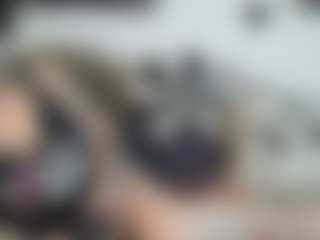 Live cam show with MissyDee - Queen on Camsoda