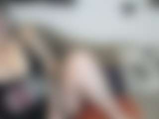 Live cam show with MissyDee - Sex on Stripli.com