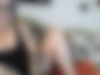 Live cam show with MissyDee - Fishnets on CSO-WL