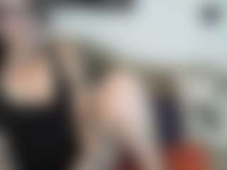 Live cam show with MissyDee - Goth on Camsoda