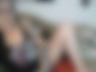 Live cam show with MissyDee - Mature on CamSextacy