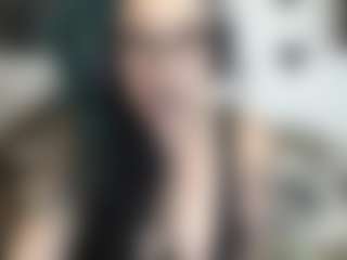 Live cam show with MissyDee - Goth on liverealitysex.com
