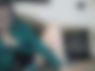 Live cam show with MissyDee - Neon Hair on thefappeningchat.com