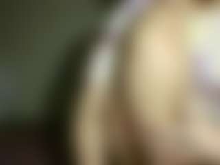Live cam show with universethadon - Spank Ebony on Dolls Live