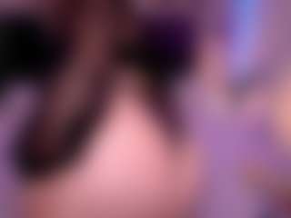 KiraRoxx's Live Sex Cam Show