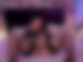 KiraRoxx's Live Sex Cam Show