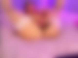 Live cam show with KiraRoxx - Creampie on CSO-WL